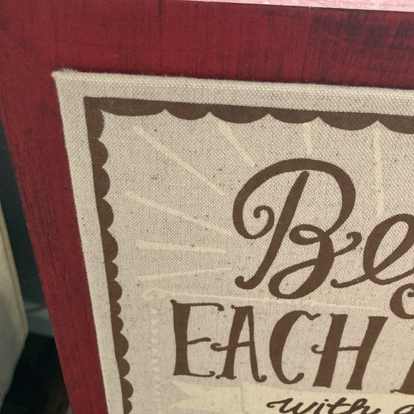 EUC Grateful Heart Sign with Burlap/ Linen detail - Picture 3 of 7